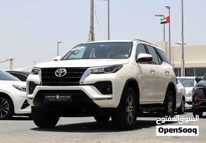 Toyota Fortuner 2022 photo 3