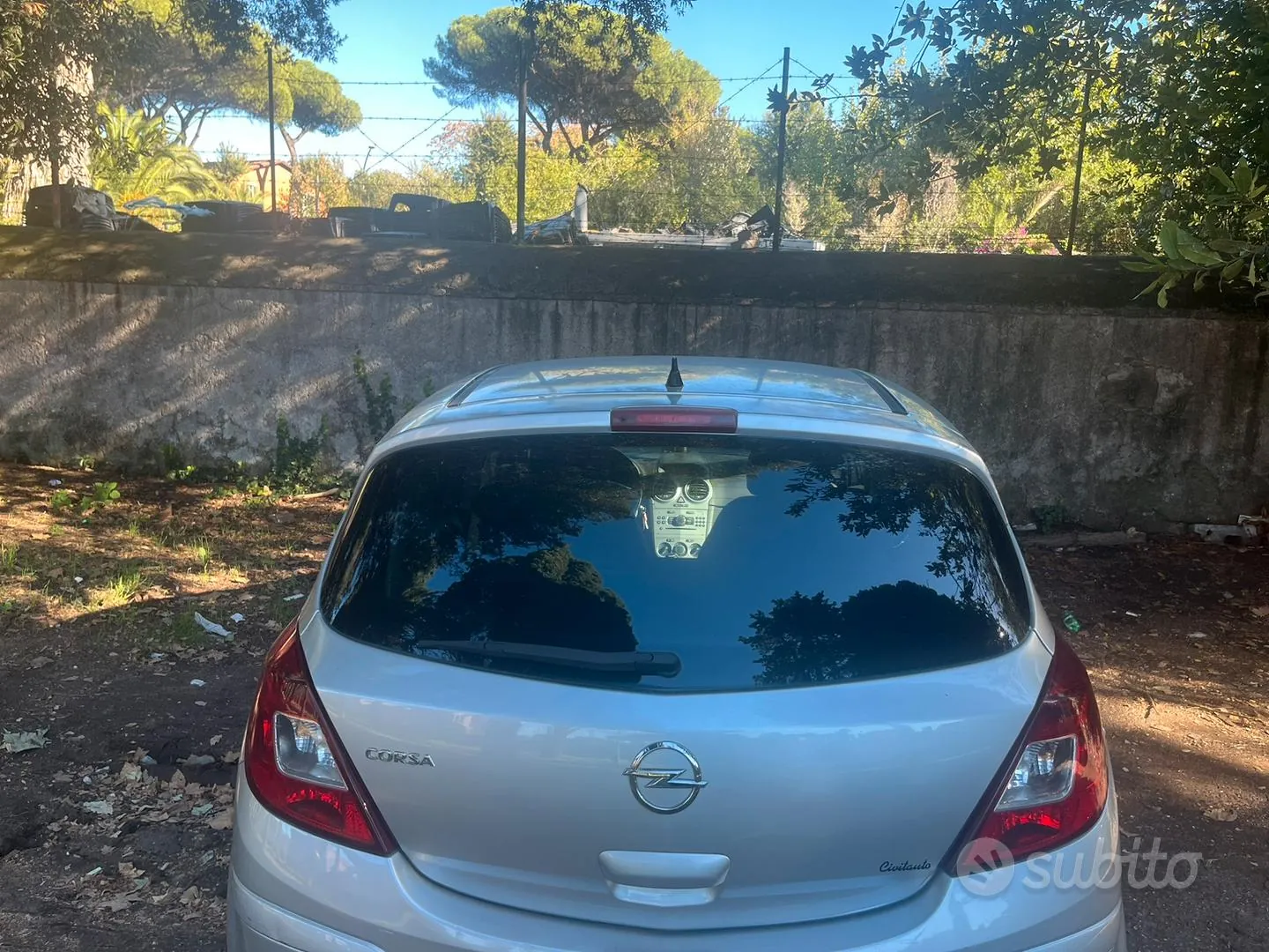 Opel Corsa 2011 photo 4