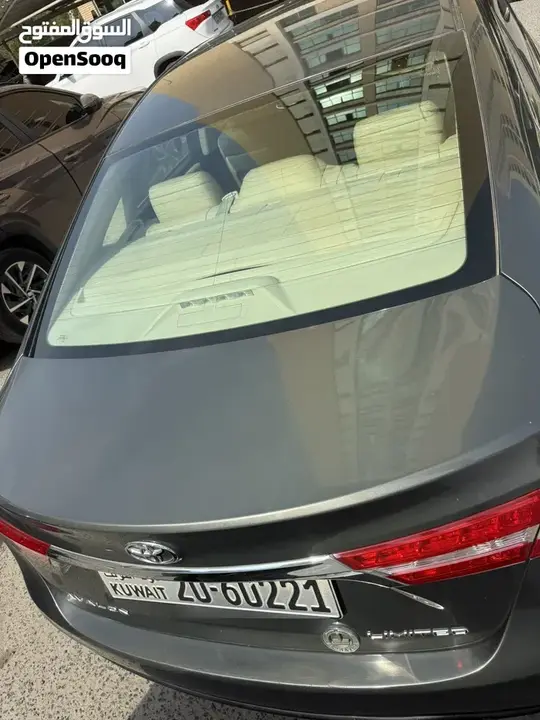 Toyota Avalon 2013 photo 2