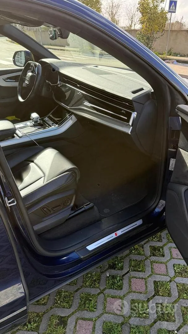 Audi Q8 2020 photo 5