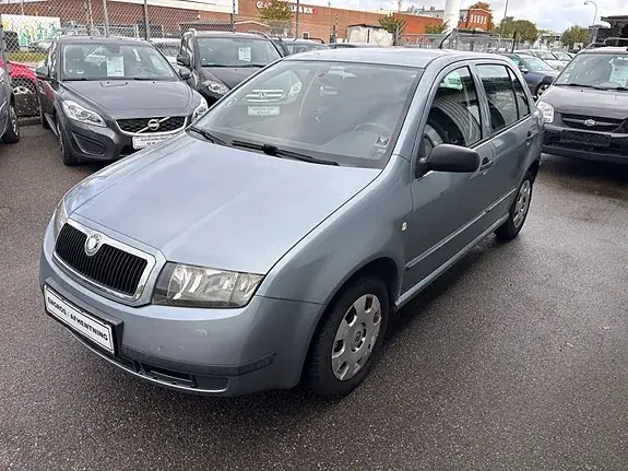 Skoda Fabia 2003 photo 2