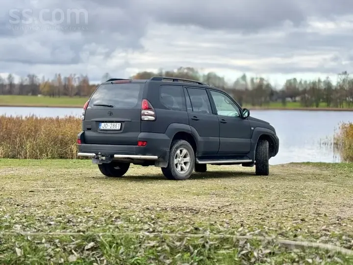 Toyota Land Cruiser 2007 photo 3