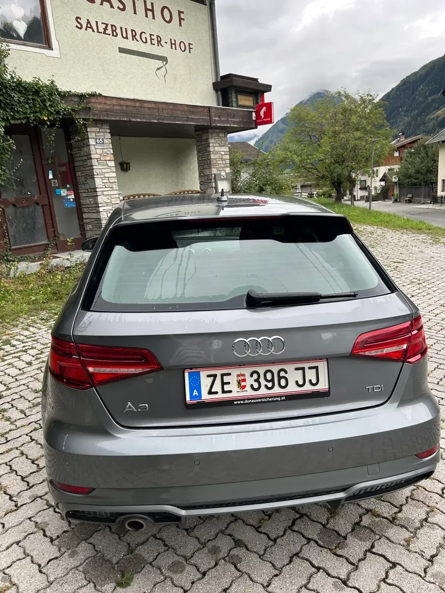 Audi A3 2018 photo 2