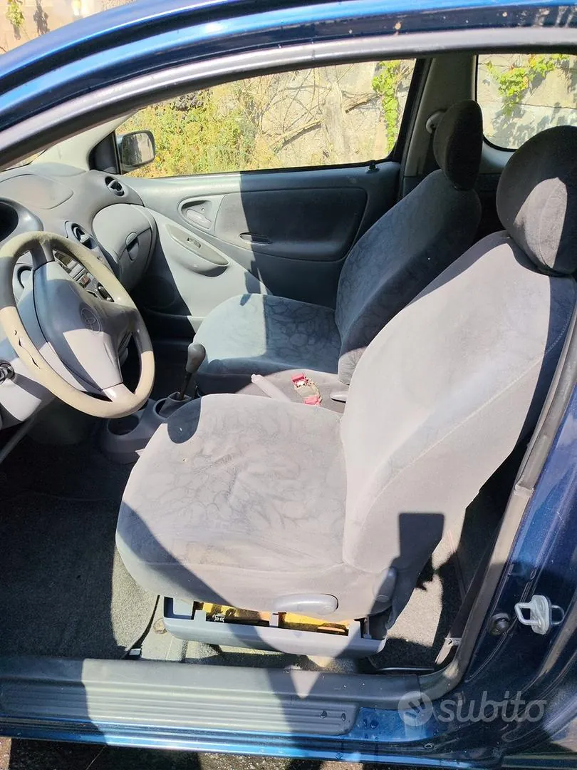 Toyota Yaris 2002 photo 5