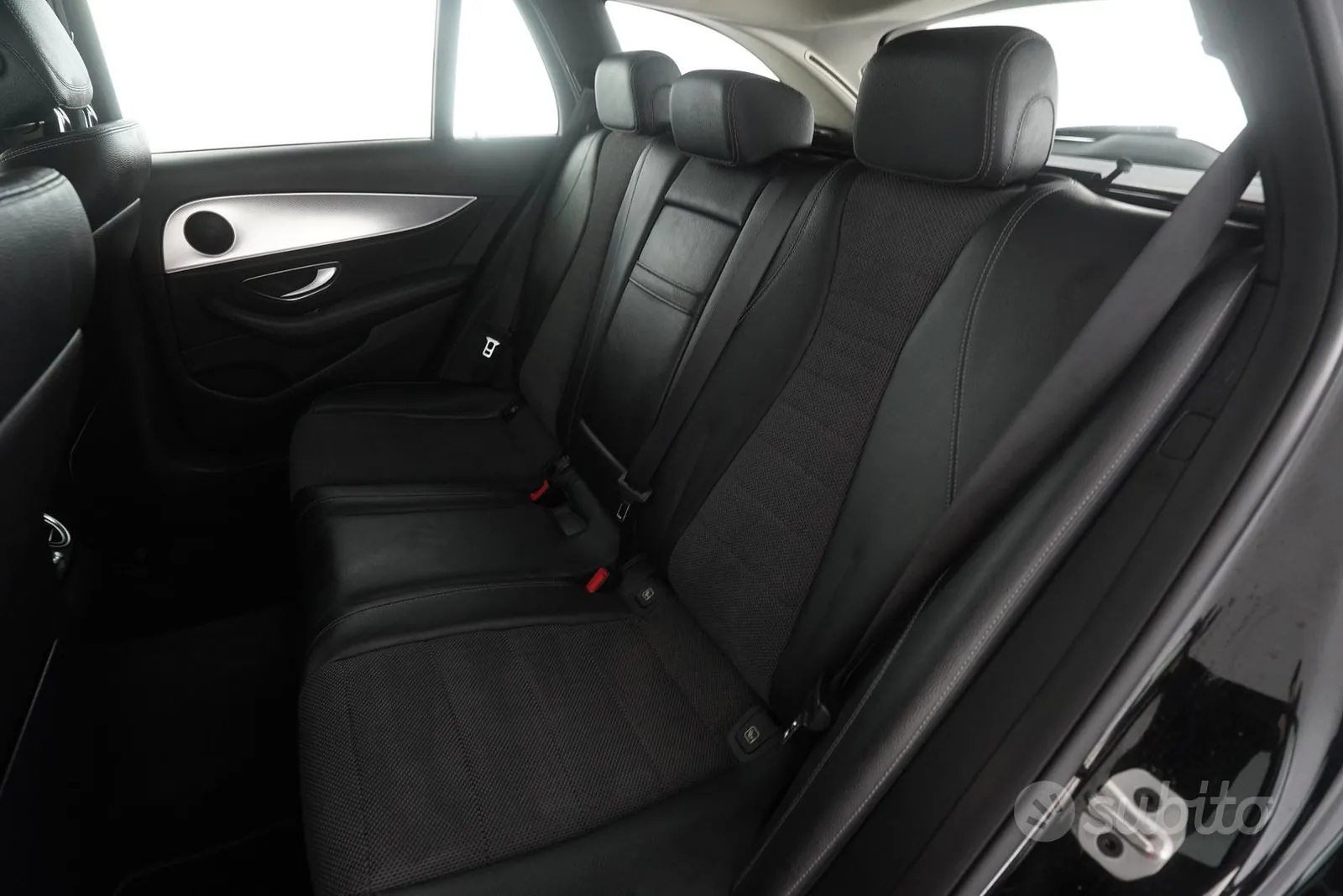 Mercedes-Benz E 200D 2019 photo 3