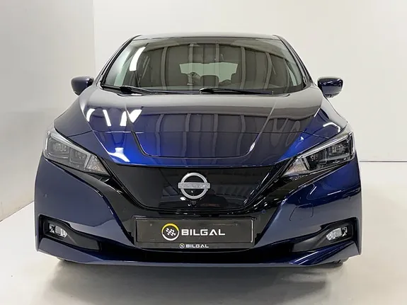 Nissan Leaf 2023 photo 2