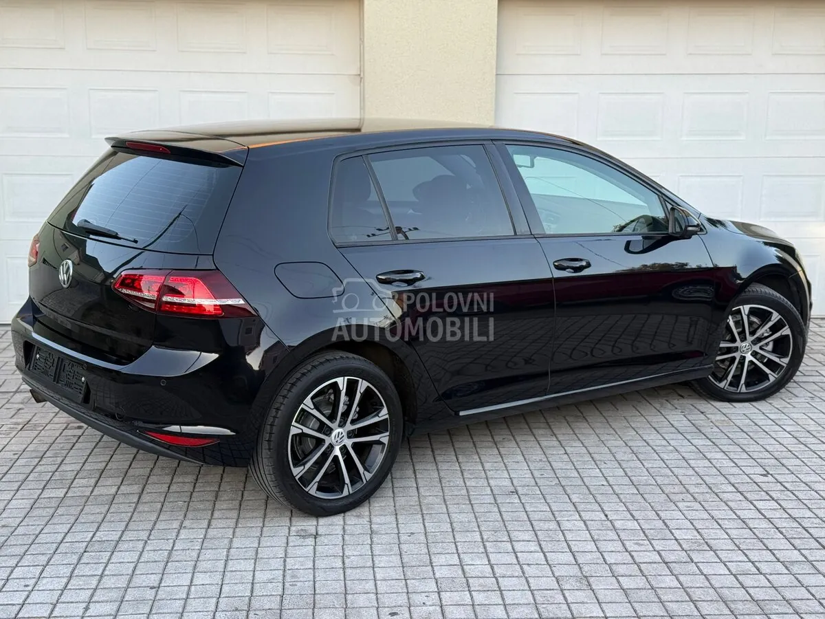 Volkswagen Golf 2014 photo 4