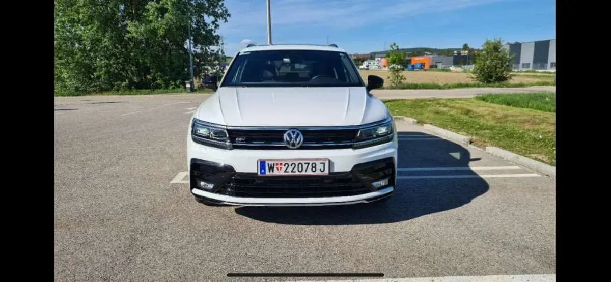 Volkswagen Tiguan 2019 photo 2