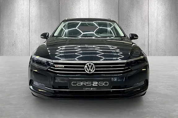 Volkswagen Passat 2018 photo 5