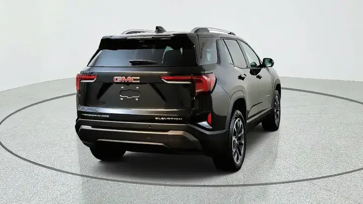 GMC Terrain 2027 photo 3