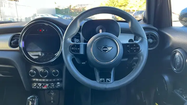 Mini Cooper S 2023 photo 5