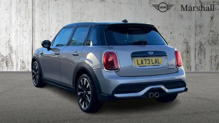 Mini Cooper S 2023 photo 2
