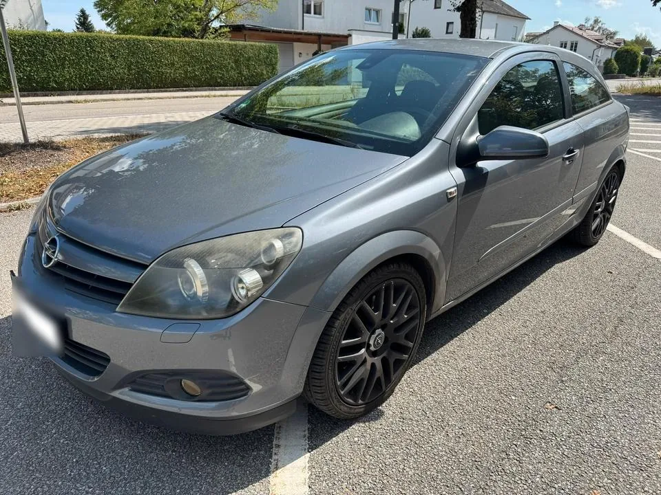 Opel Astra H