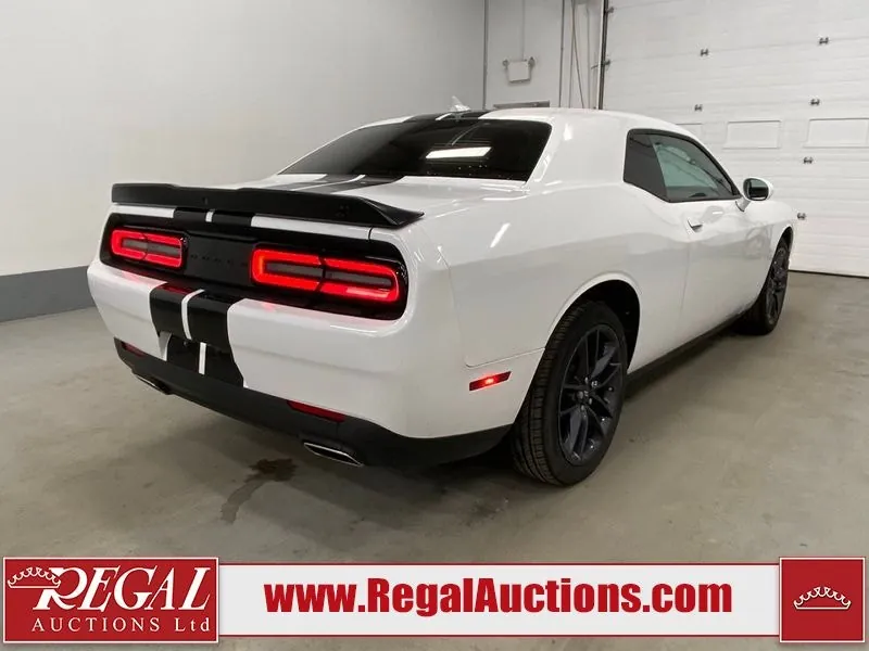 Dodge Challenger 2022 photo 3