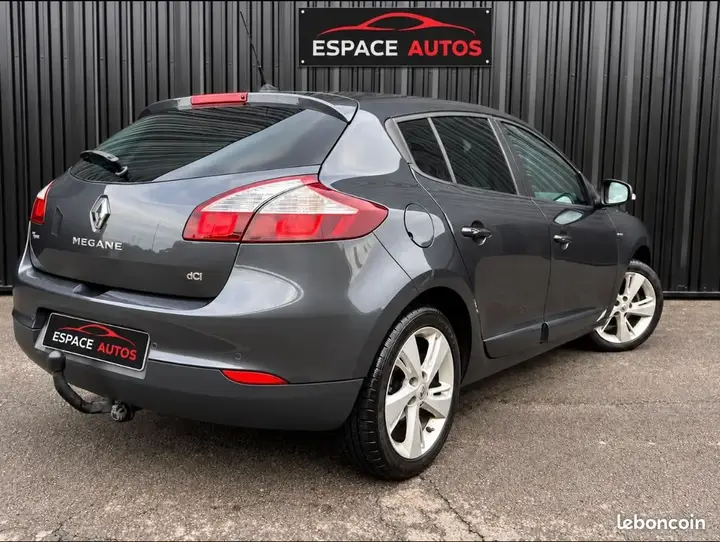 Renault Megane 2015 photo 3