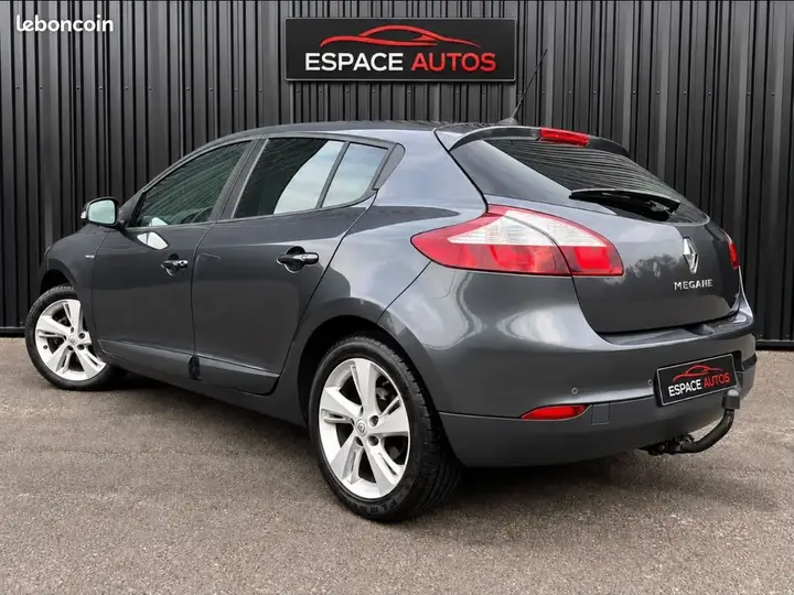 Renault Megane 2015 photo 4