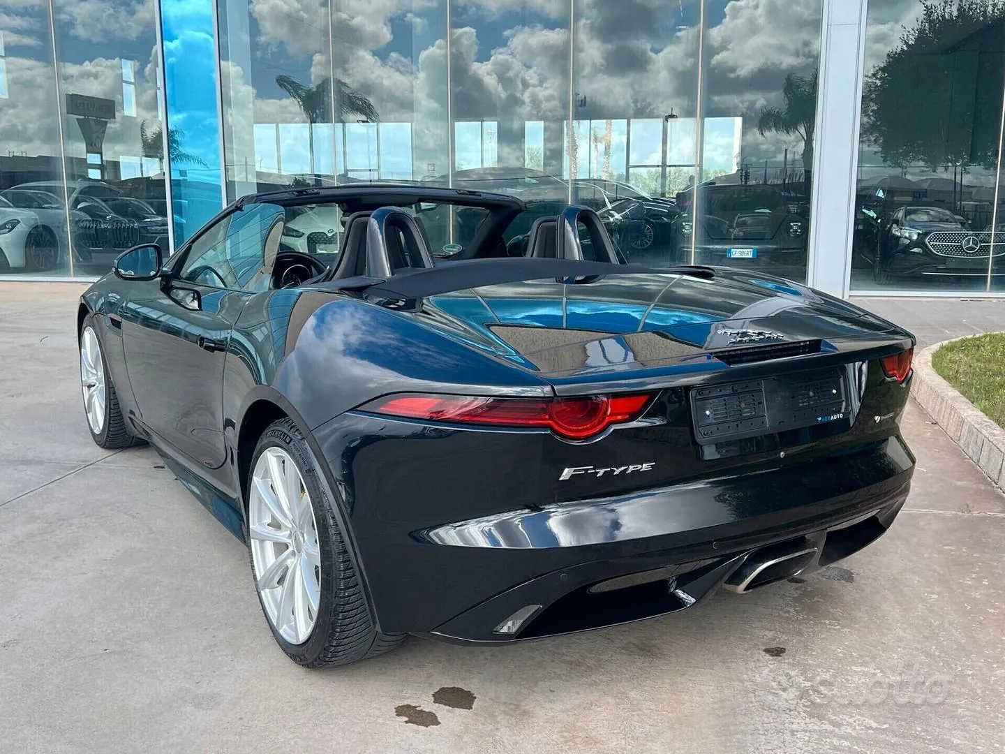 Jaguar F-Type 2017 photo 4
