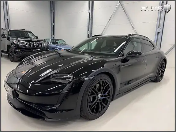 Porsche Taycan 4