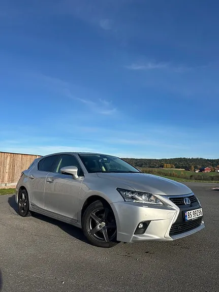Lexus Ct200H