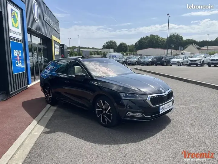 Skoda Octavia 2022 photo 3