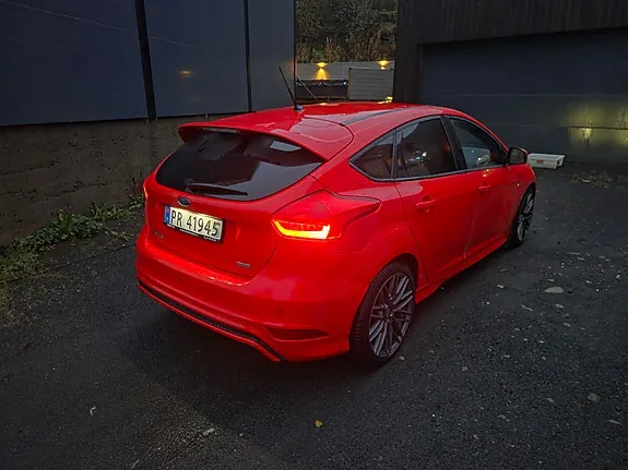 Ford Focus 2017 photo 4