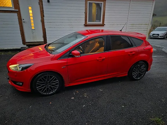 Ford Focus 2017 photo 3