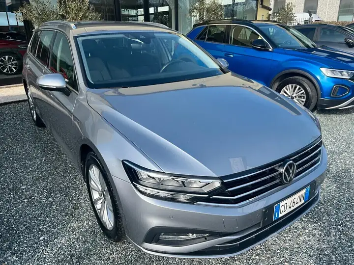 Volkswagen Passat 2021 photo 4