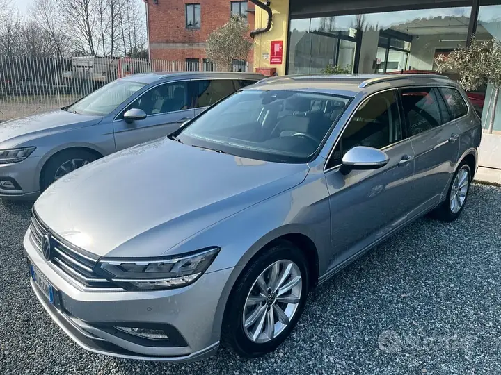 Volkswagen Passat 2021 photo 2