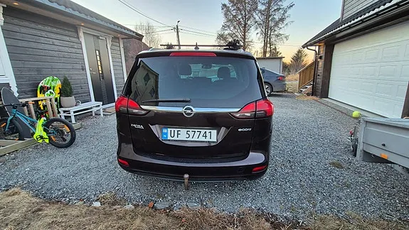 Opel Zafira Tourer 2013 photo 4