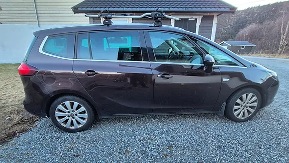 Opel Zafira Tourer 2013 photo 3