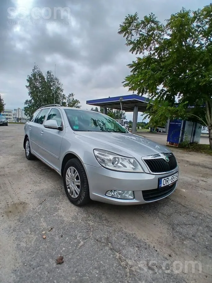 Skoda Octavia 2012 photo 4