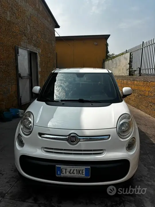 Fiat 500L 2013 photo 2