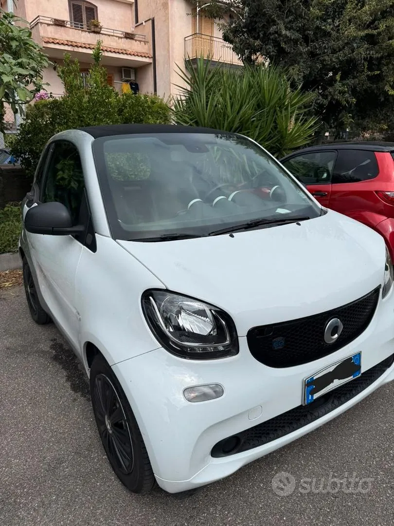 Smart Fortwo 2019 photo 2