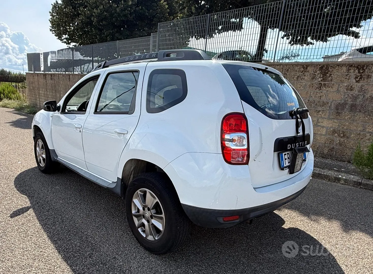Dacia Duster 2015 photo 4