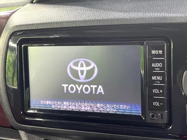 Toyota Vitz 2017 photo 3