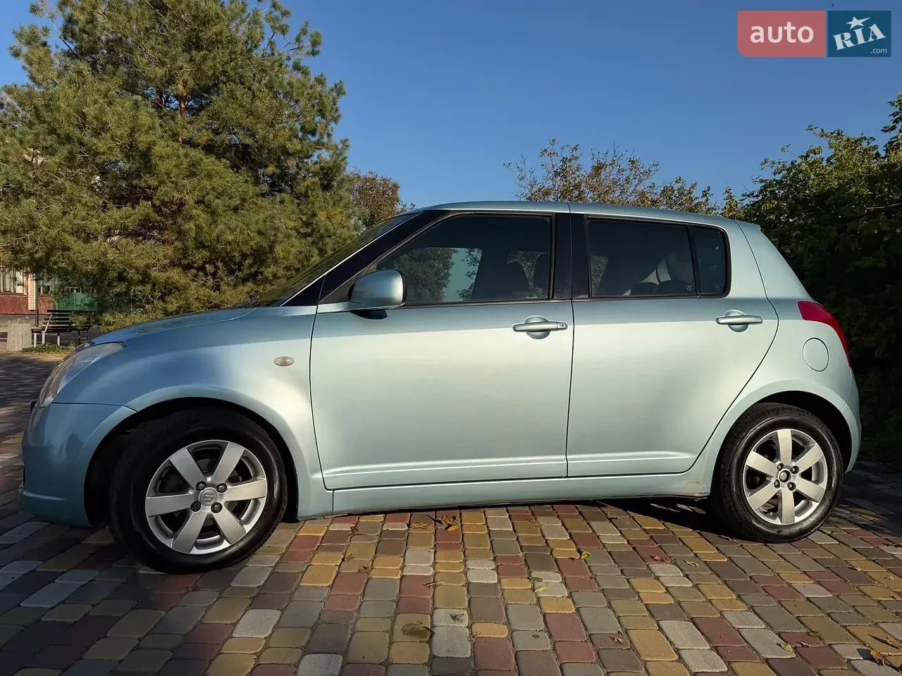 Suzuki Swift 2008 photo 5