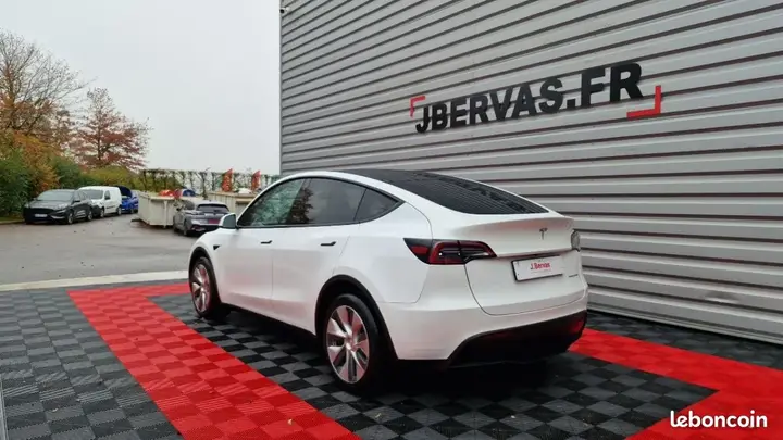 Tesla Model Y 2022 photo 5