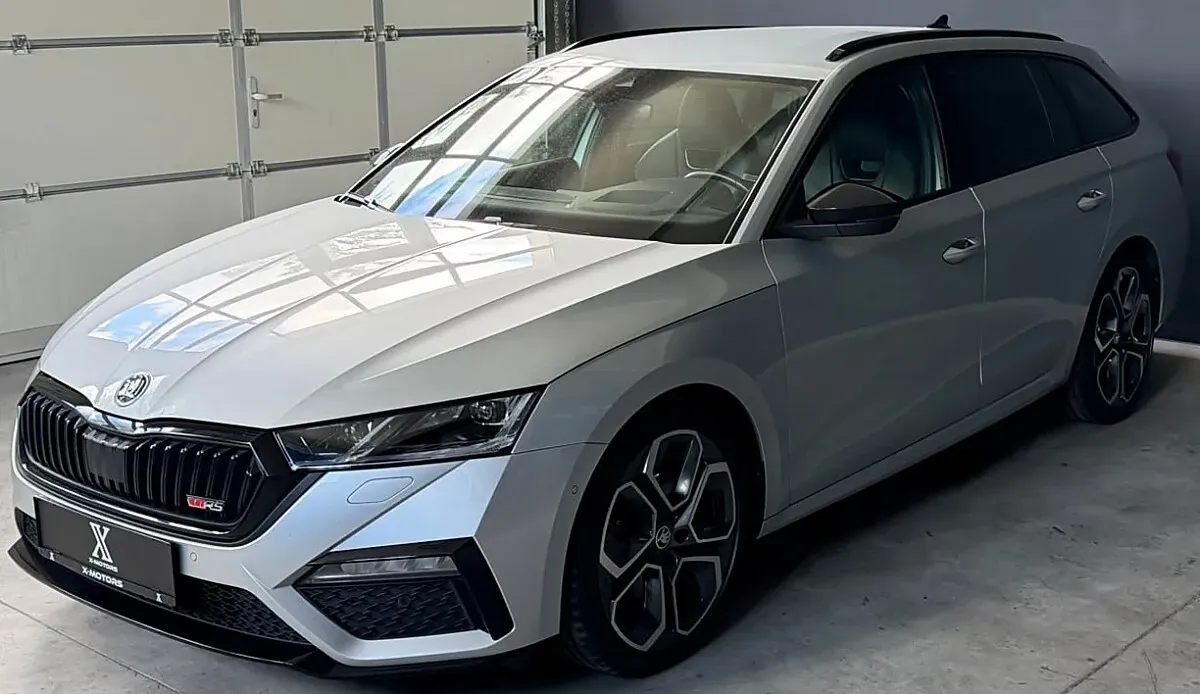 Skoda Octavia 2023 photo 2