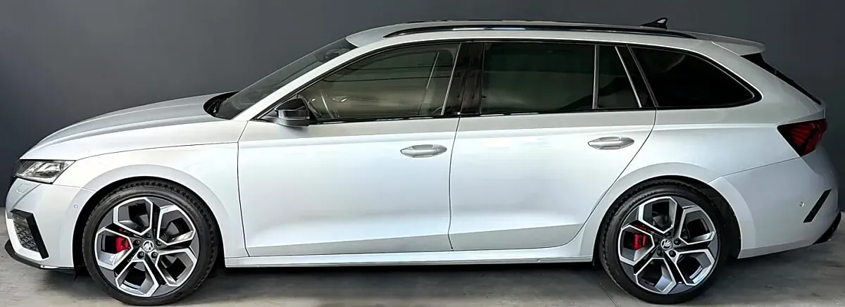 Skoda Octavia 2023 photo 3