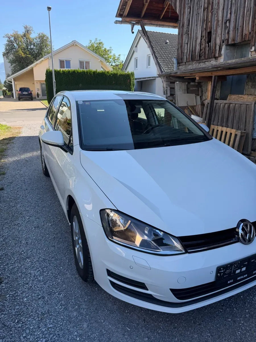 Volkswagen Golf 2015 photo 2