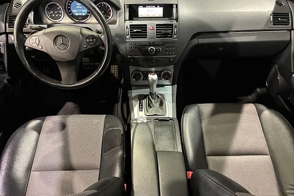 Mercedes-Benz C180 2011 photo 3