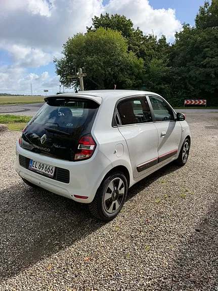 Renault Twingo 2014 photo 2