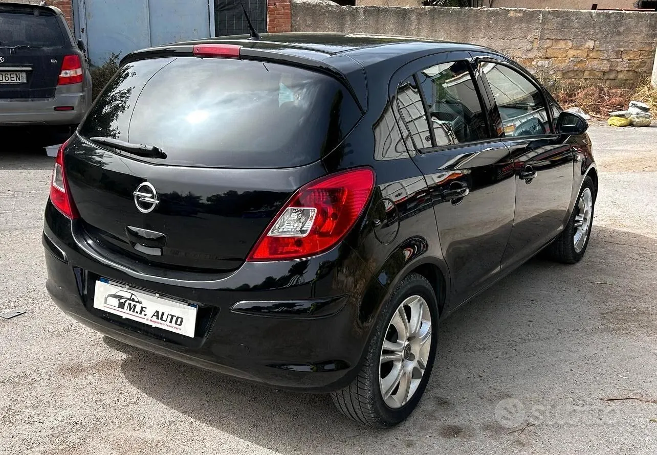 Opel Corsa 2013 photo 4