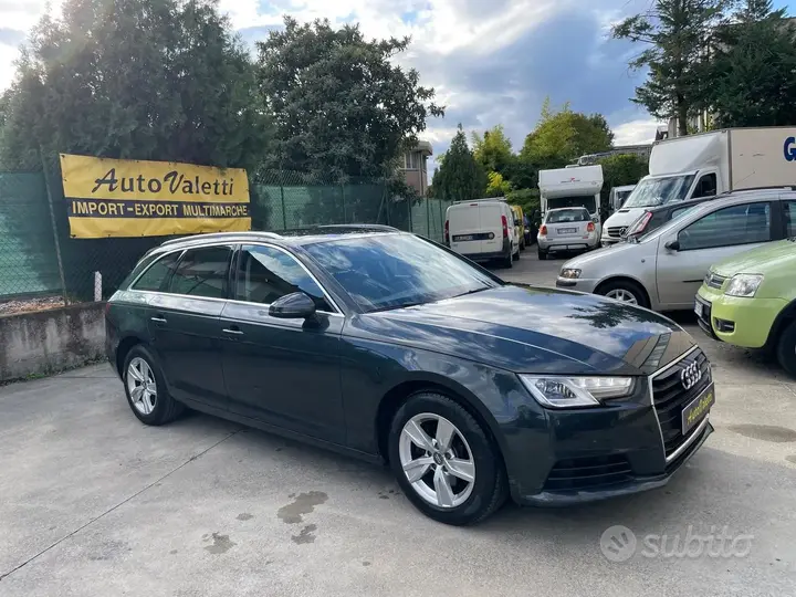 Audi A4 2017 photo 2