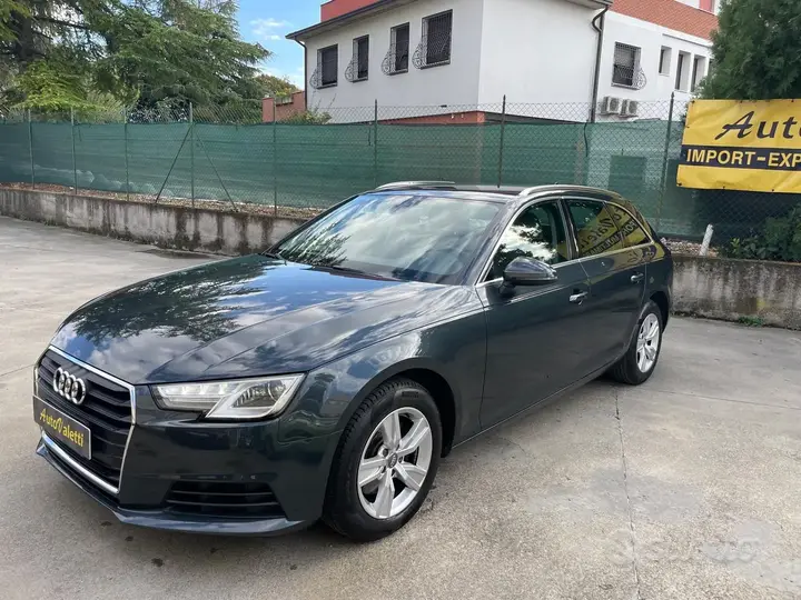 Audi A4 2017 photo 5