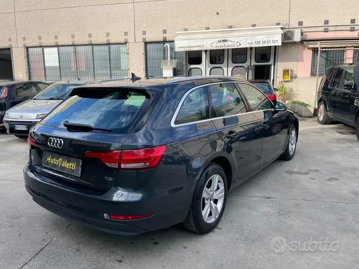 Audi A4 2017 photo 4