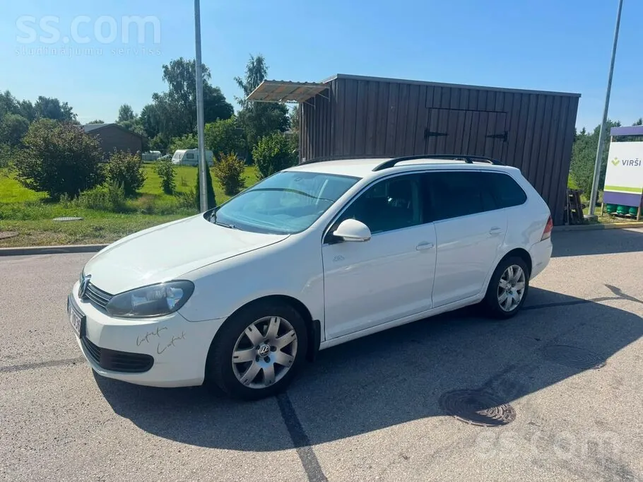 Volkswagen Golf 2010 photo 4