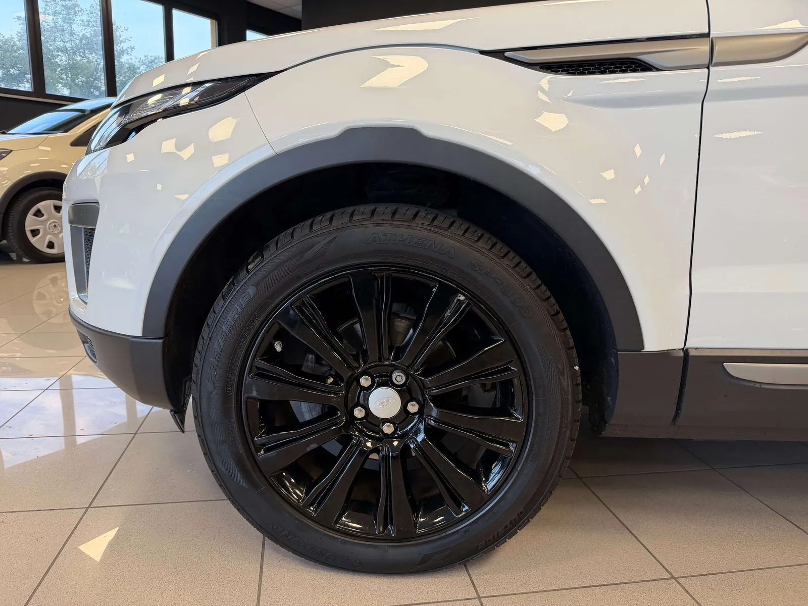 Land Rover Range Rover Evoque 2018 photo 4