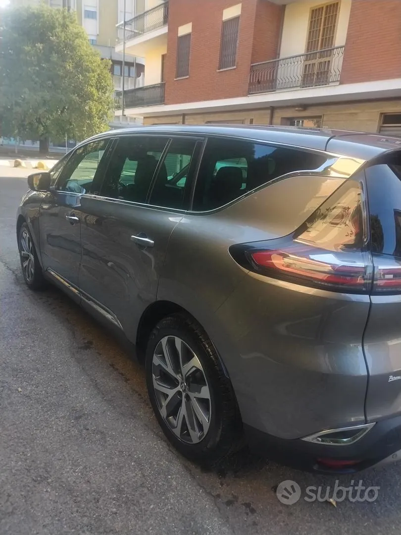 Renault Espace 2016 photo 3
