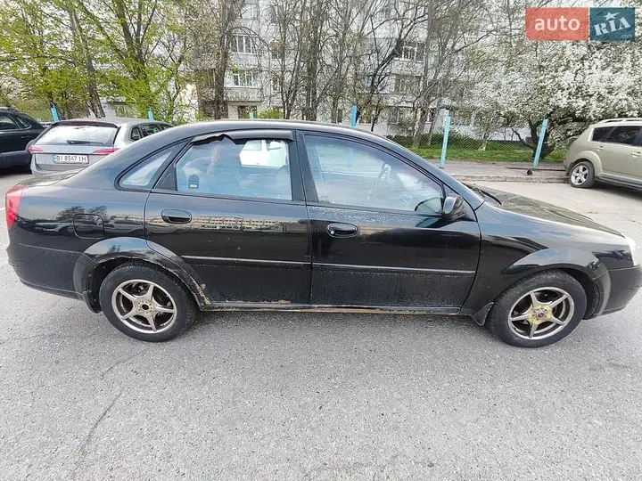 Chevrolet Lacetti 2004 photo 3